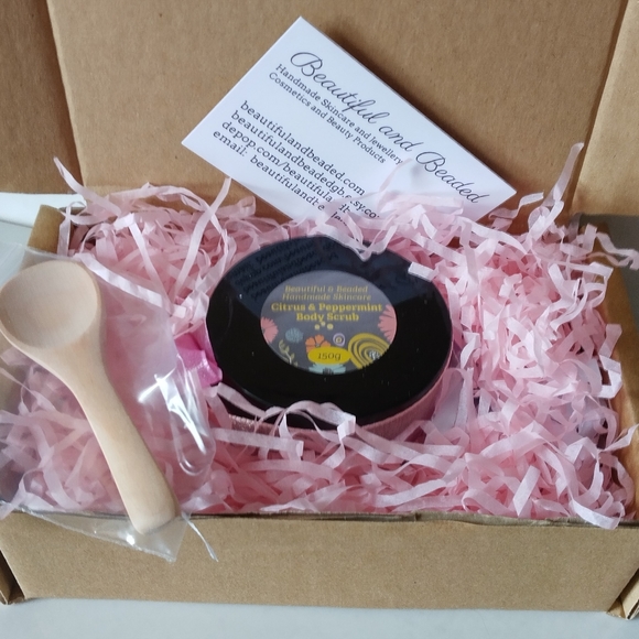 Handmade Natural Citrus & Peppermint Body Scrub - exfoliates and moisturises - Picture 4 of 4